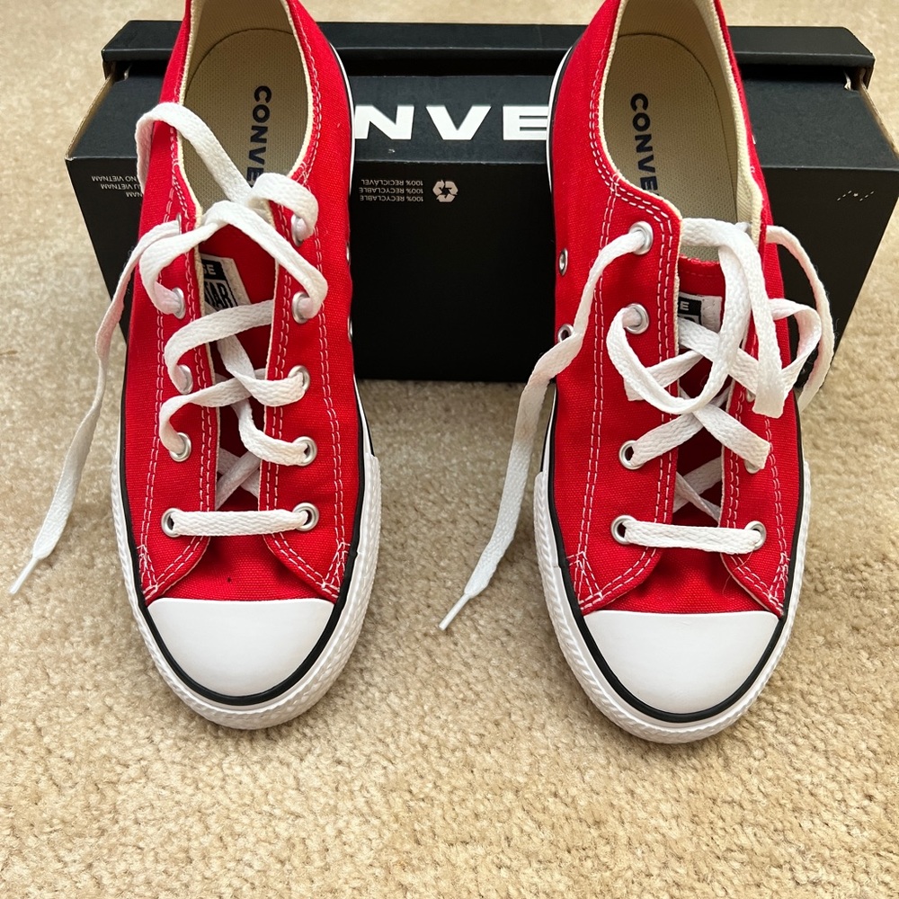 Red Converse Youth 3